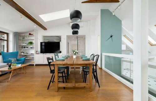 Modern Apartment with Air Conditioning and Terrace near Old Town in Cracow by Noclegi Renters - Foto 9