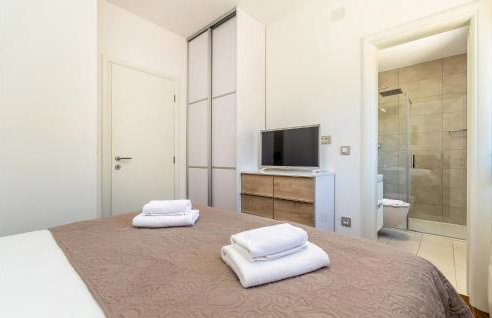 3 Bedroom Gorgeous Home In Linardici - Photo 32