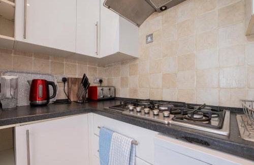 Huge 4 BR, 30s to Tube, 3 Bath & Gym Gear - Foto 10