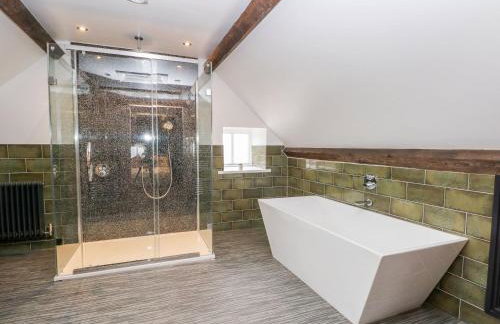 HollyDale - Photo 34