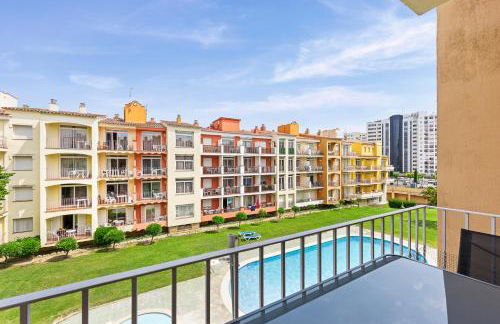 Apartamento con Piscina y Terraza cerca del Mar - Foto 7