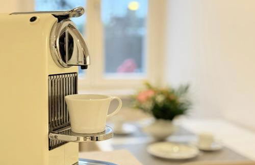 Nollendorf Apartments - 1 separate bedroom and 1 living room with sofa bed in Motzstraße - Foto 64