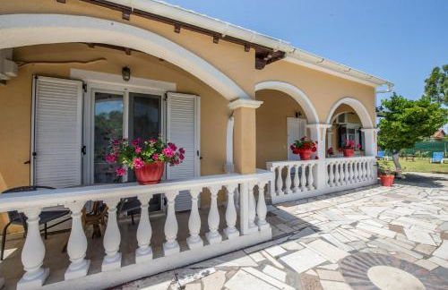 Villa Eleni Holiday Resort 4' walk to Beach with Pool - Ideal for Families and Couples - Foto 56