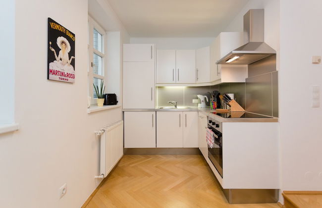 Jupiter Apartment Esslinggasse - Photo 18