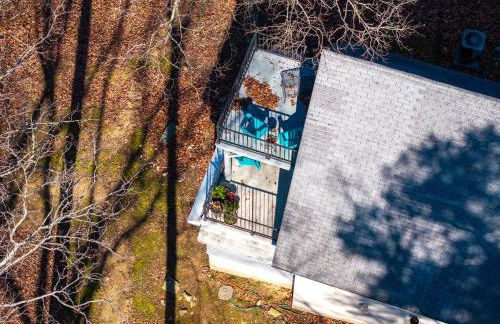 A-Frame with VIEWS - Walk to Downtown and Park - Pets OK - Foto 39