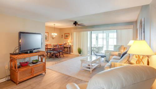 Pool Access and Lanai Riverfront Welaka Condo! - Foto 3