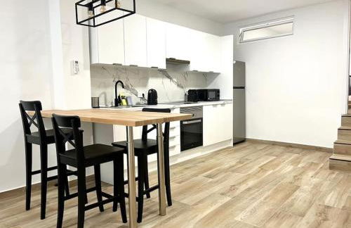 Modern and central independent apartment - Photo 3
