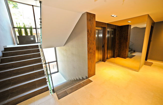 Grand Apartments Victoria Residence - Photo 2
