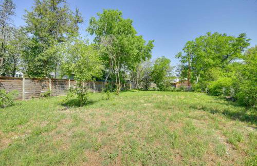 1 Mi to Dtwn San Antonio Sleek Bungalow with Yard! - Foto 31