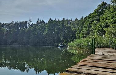 Dom letniskowy przy lesie nad jeziorem - Foto 10