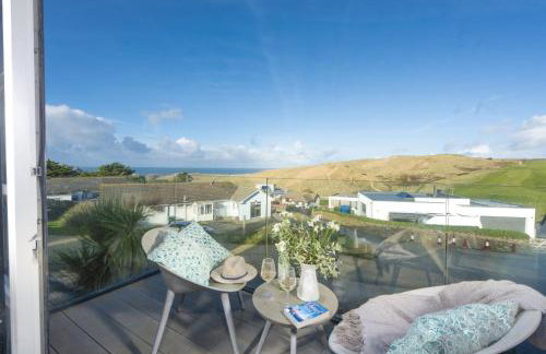 Sandyford, Holywell Bay - Sea Views - Walk to Beach - 2 Pets Allowed - Free Parking and WiFi - Foto 8