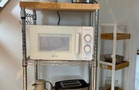 Dachgeschosswohnung Benther Berg, Contactless Check-in, free parking, Vollsaniert und Renoviert 2025 - Foto 16