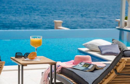 Villa Ragusea With a Private Beach - Photo 9