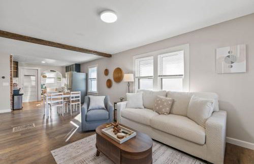 Charming 2 bed 1 bath home near College Hill - Foto 1