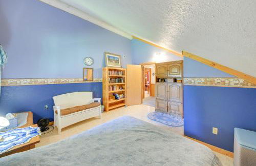 Libby Home with Mountain Views Gazebo and Fire Pit! - Photo 18