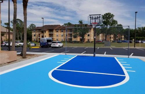 Whimsical Condo 1.5M from Disney - Foto 68