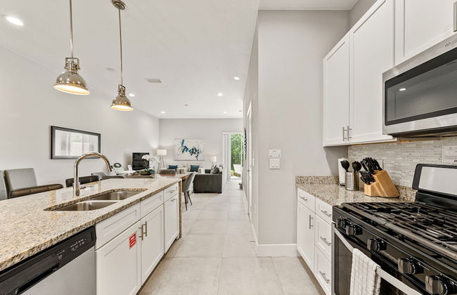 4 BR 4 BA Villa 5min Disneyworld 1804ft Gym - Foto 40