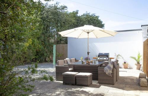 Bridge Apartment - Free Parking & WiFi - Near Perranporth Beach - Foto 1