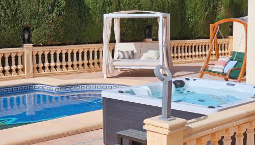 Luxury Villa - pool, hot tub, aircon, TVs, home cinema, office, Gbit Internet, sports equipment - Foto 3