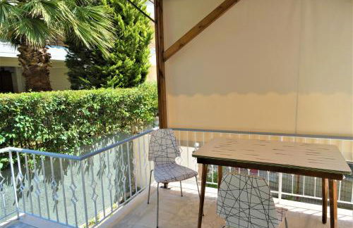 Zefyros Super Cool Apartments next to Alimos Riviera - Foto 43