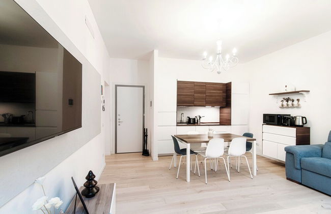 Pleasant Family Apt next to Lake Como - Photo 18