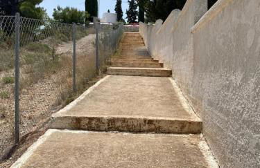 RETREAT VILLA BY THE SEA WITH POOL IN PORTO HELI - Foto 32