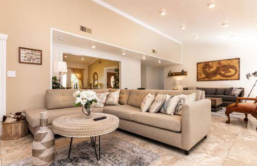 Villa Sausalito - Newly Designed 4BR HOUSE & POOL by Topanga - Foto 10