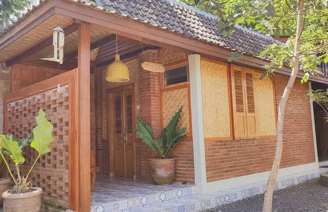 Andung Andung Villa and Resto - Photo 5