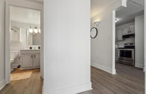 Legacy at Imperial Village 1109 I 1 Bed 1 Bath - Foto 6