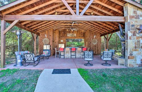 Heated Spa, Fire Pit! 14-Acre Terrell Ranch Escape - Foto 2