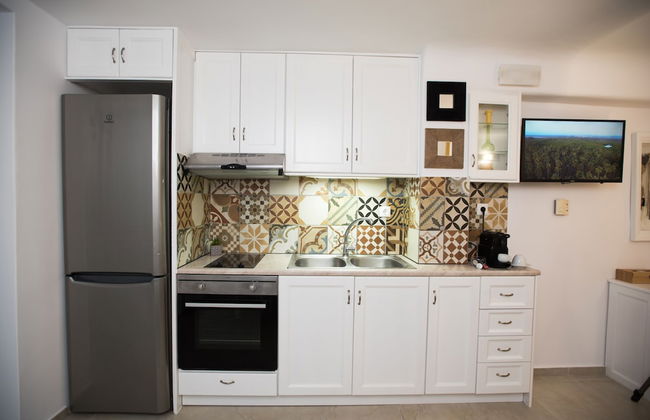 Mykonos Dot Apartments - Photo 37