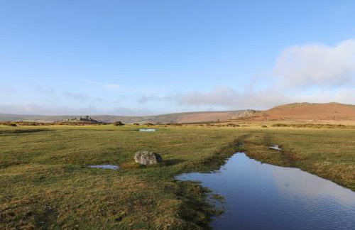 The Cottage on The Square - Photo 33