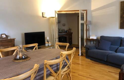 Maison Biscuit. Apartament a la plaça de la vila - Photo 3