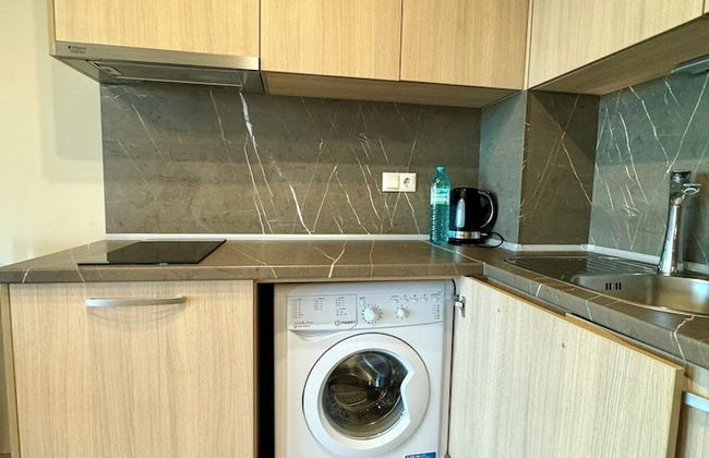 Apartments Pool View in Golden Sands - Photo 3