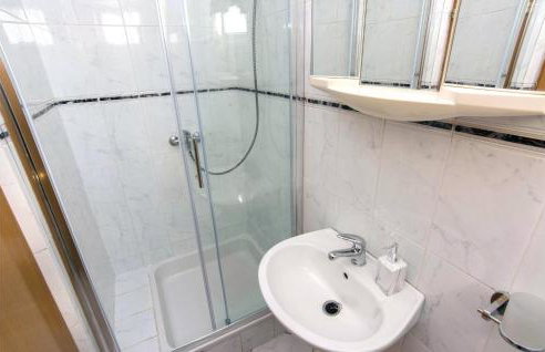 Cozy Home In Pakostane - Foto 47