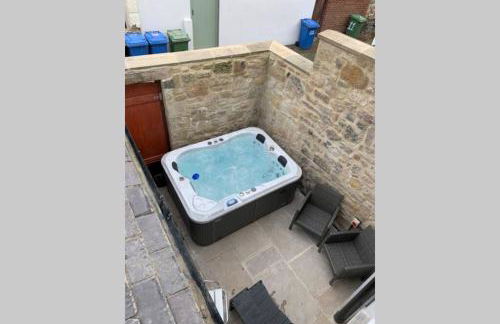 The Rockpool - private hot tub and sea views - Photo 13