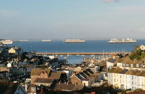 Two Sails Brixham - Spacious modern family seaside home - parking - wood-burner - dog friendly - Photo 42