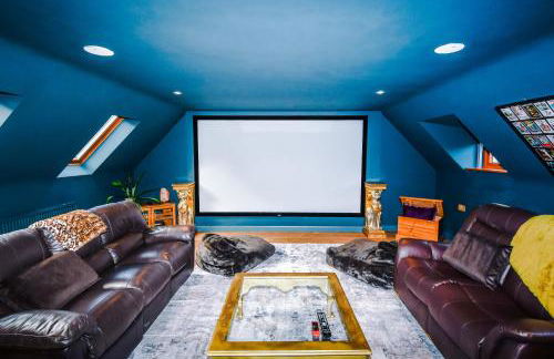 Manby Louth 5BR Home 3Bath Parking WiFi - Foto 41