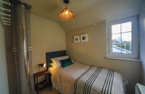 Cosy Cottage with Quiet Garden - Photo 5