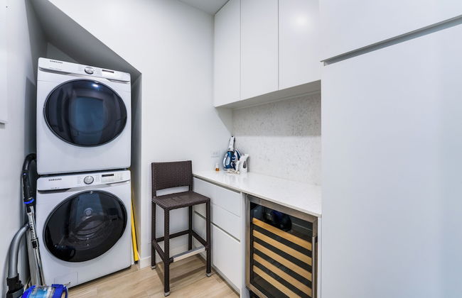 ONE Canal Point - Photo 36