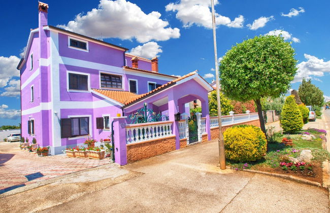 Apartments Anka 1223 - Photo 1