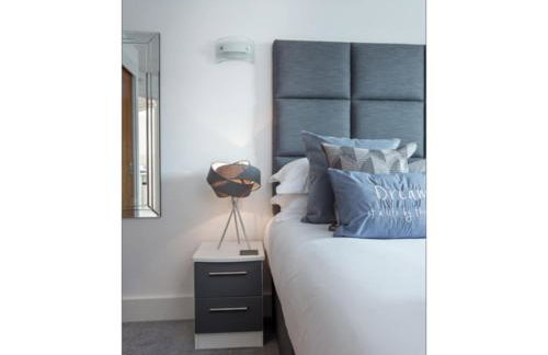 Reflections - Balcony Views of Poole Harbour - Photo 16