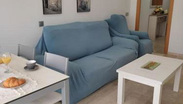 Apartamento renovado en el centro de Benalmádena - Photo 3
