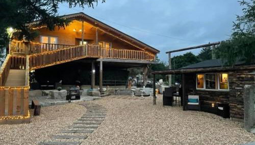 Greenvale Cabins - Photo 3