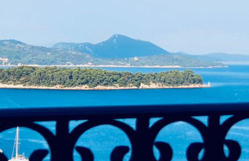 Dalmatian House, spacious stone terraces, balcony , views - Foto 42