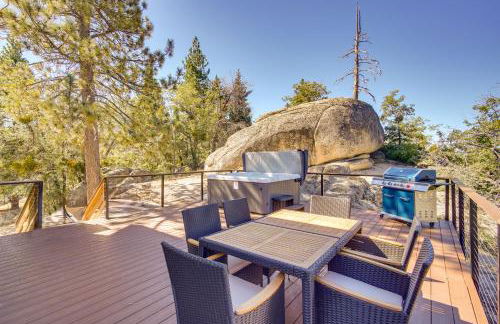 Running Springs Cabin with Spacious Deck and Hot Tub! - Foto 18