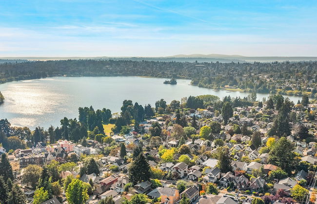 Sunnyside Studio on Green Lake - Photo 17