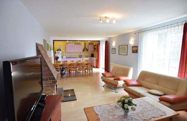 Cottage in a Quiet Location by the Lake Mausz, Parchowo in Kashubia - Photo 31