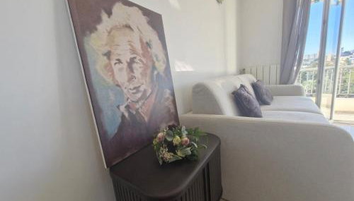 Large 3-bedroom apartment Port Vauban - Foto 2