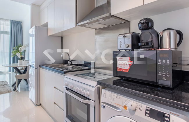 Staycae Holiday Homes - Carson Tower - Photo 9